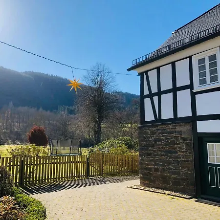 Апартаменты Waldblick Леннештадт